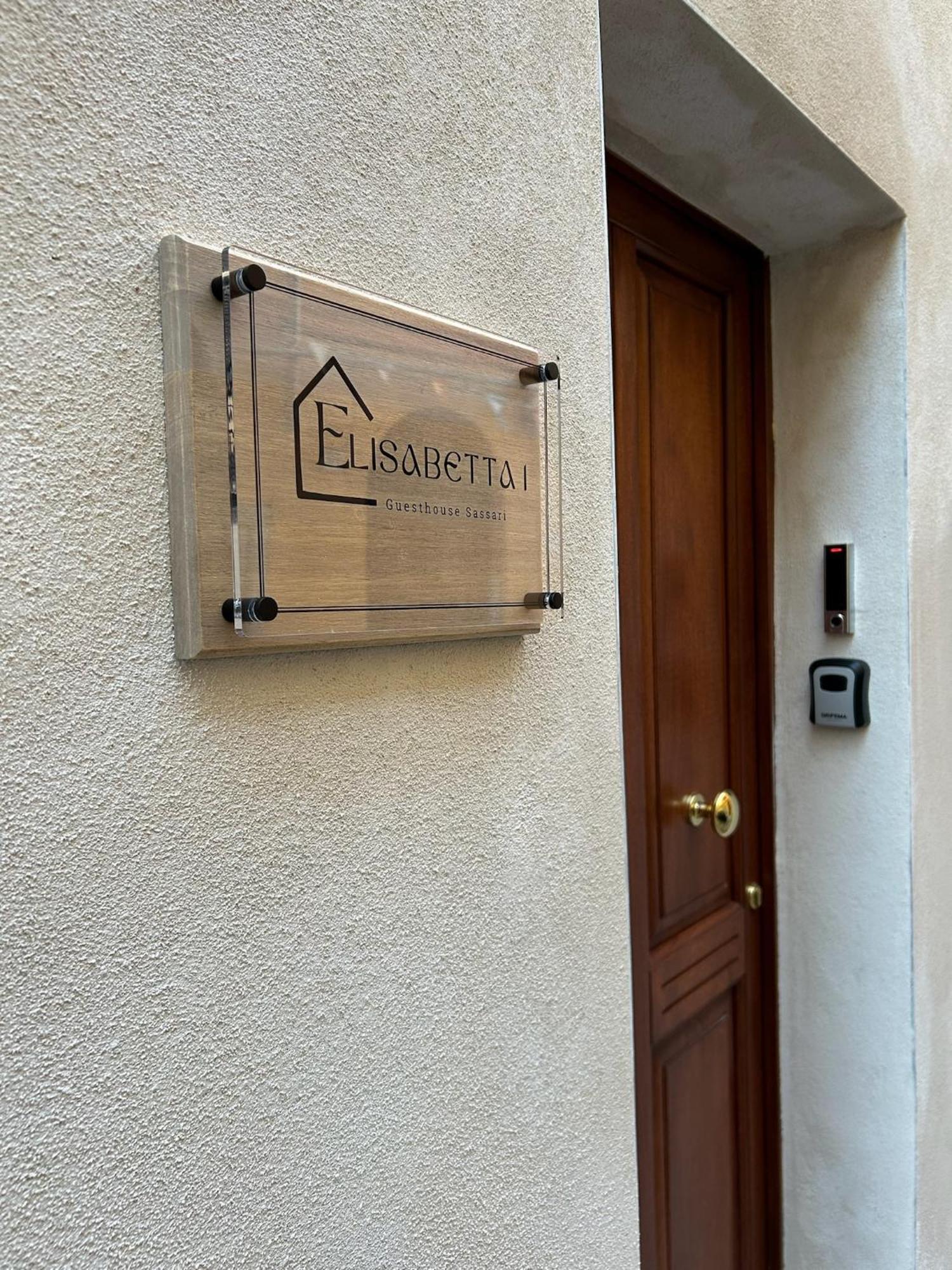 Elisabetta1 Guesthouse Сассари Экстерьер фото